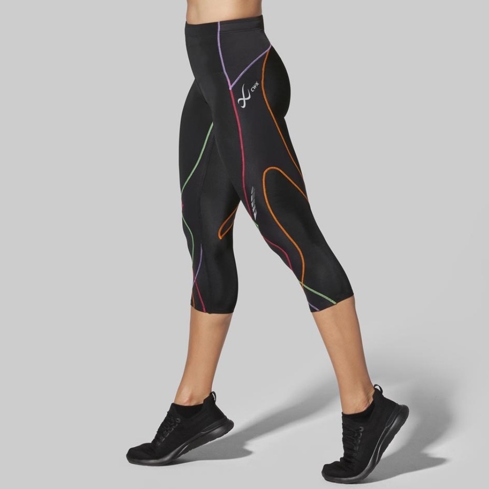 CW-X compression crops